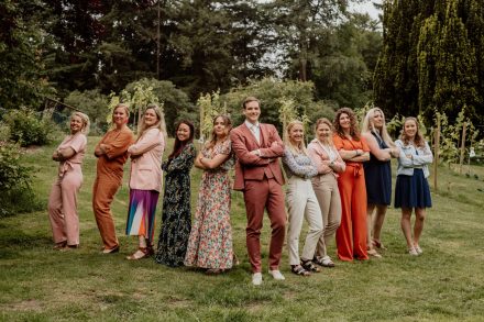 Bruiloft van Karlijn en Hylke bij Landgoed Winfried in Wapenveld – Kampen, romantische trouwfoto's, idyllische locatie, foto: wilco de haan fotografie, trouwfotograaf, winschoten, groningen, nederland