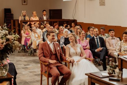 Bruiloft van Karlijn en Hylke bij Landgoed Winfried in Wapenveld – Kampen, romantische trouwfoto's, idyllische locatie, foto: wilco de haan fotografie, trouwfotograaf, winschoten, groningen, nederland