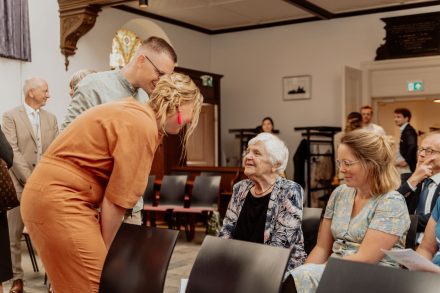 Bruiloft van Karlijn en Hylke bij Landgoed Winfried in Wapenveld – Kampen, romantische trouwfoto's, idyllische locatie, foto: wilco de haan fotografie, trouwfotograaf, winschoten, groningen, nederland