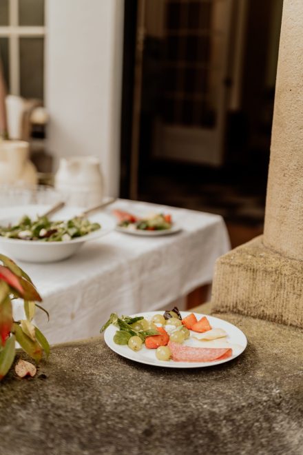 Bruiloft van Karlijn en Hylke bij Landgoed Winfried in Wapenveld – Kampen, romantische trouwfoto's, idyllische locatie, foto: wilco de haan fotografie, trouwfotograaf, winschoten, groningen, nederland